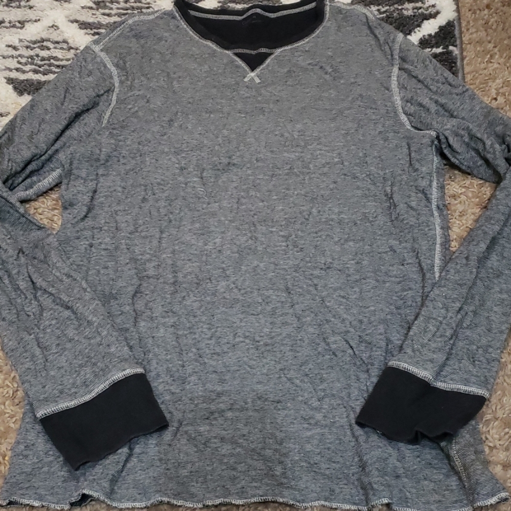 Men's long sleeve top